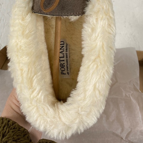 Sz 8 Portland Boot Company Shearling Lined Slippers - Pewter - Picture 5 of 7
